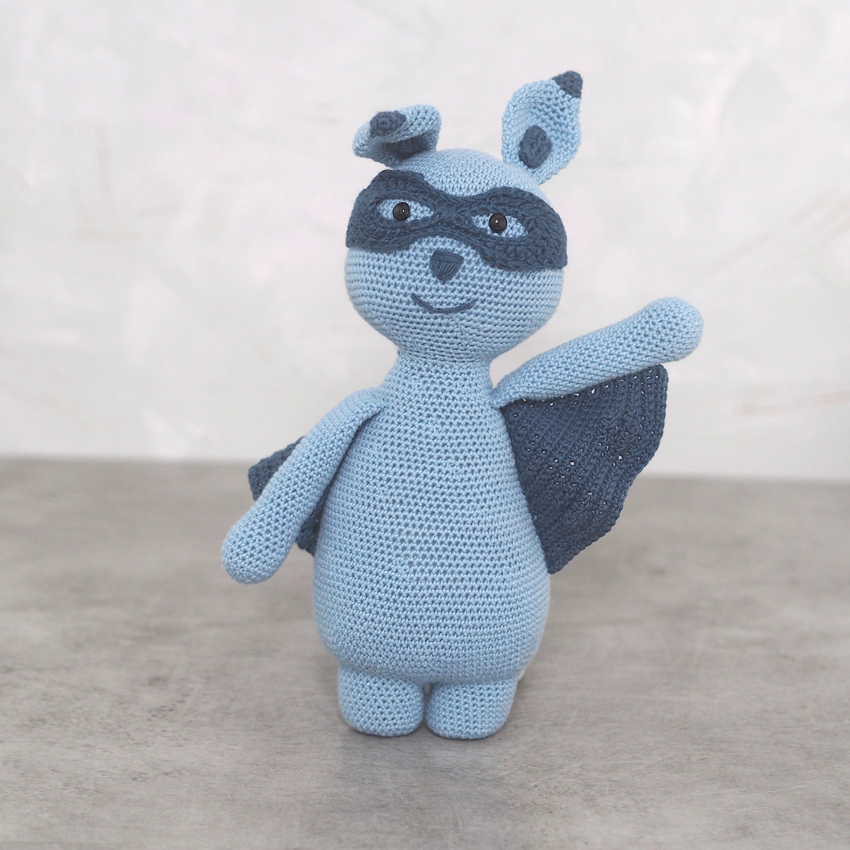 SuperBat - blue (teddy bear)