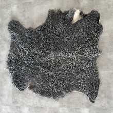 Indlæs billede til gallerivisning Lammeskind
