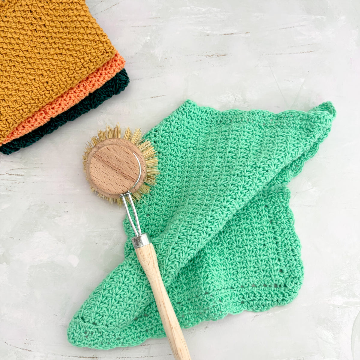Tangled dishcloth