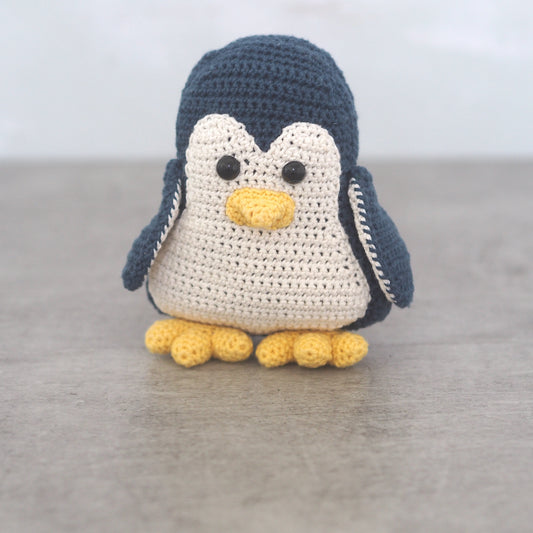 Chubby bird (plush toy)