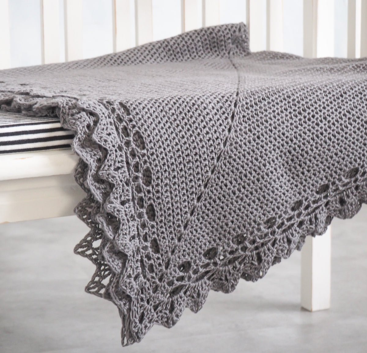 Lyngholm Baby Blanket